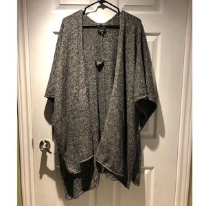 Aritzia Babaton Lenny Sweater Shawl Cape Cardigan